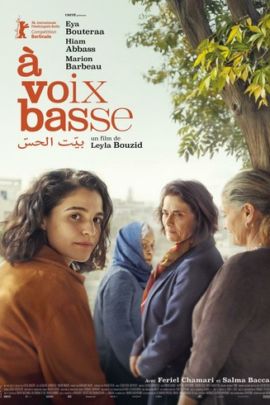 à voix basse